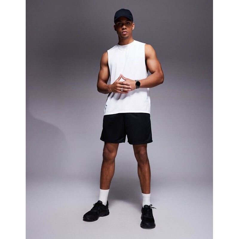 4505 mesh training shorts in black