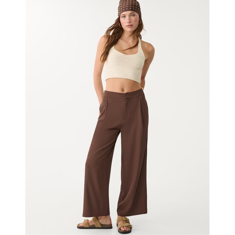 Stradivarius smart culottes with darts in brown 112367371