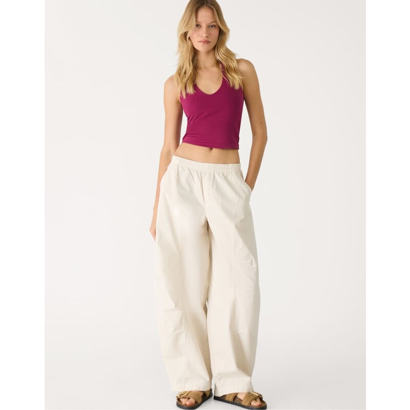 Stradivarius barrel leg trousers with seams in vanilla-White 106694582