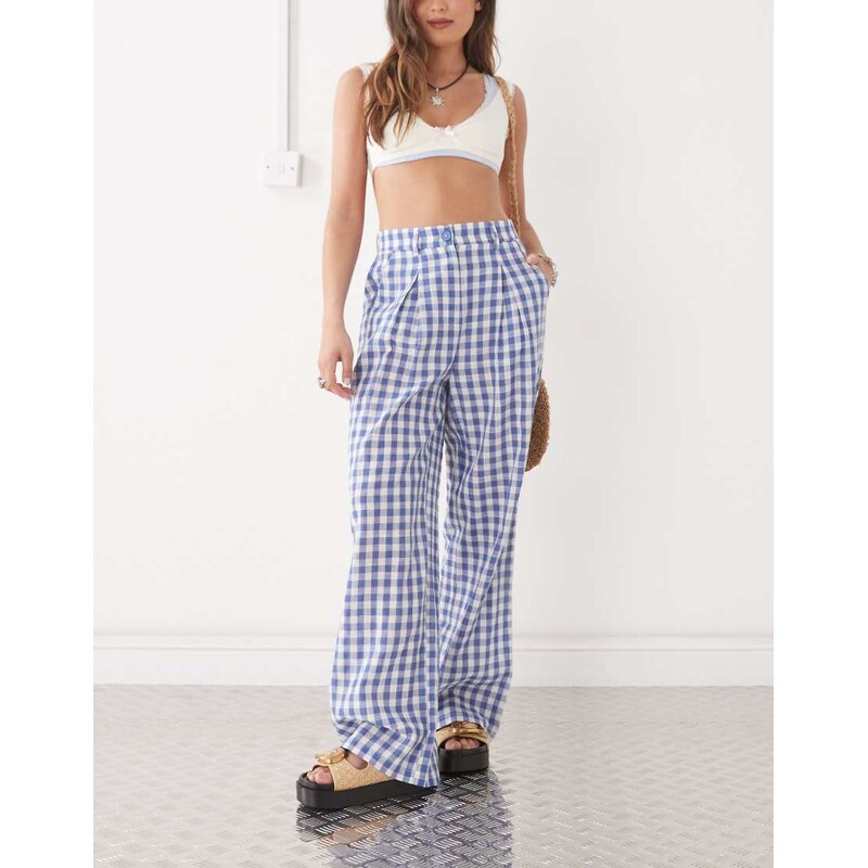 Reclaimed Vintage baggy tailored linen look trouser in blue check 106914049