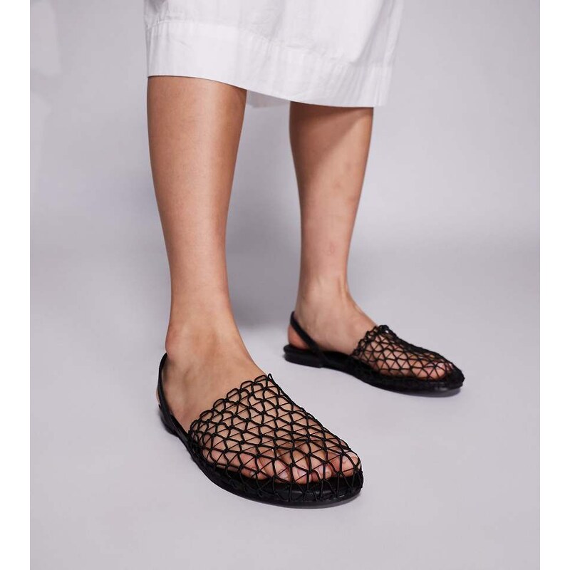 Simmi Wide Fit Simmi London Wide Fit Avianna mesh shoes in black 115511293