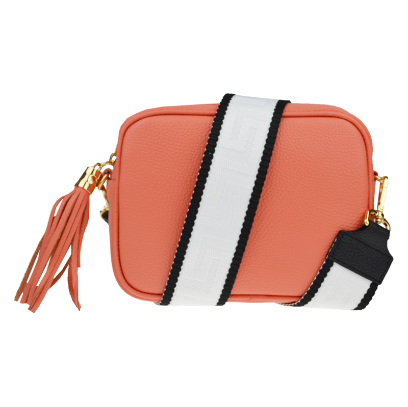 Růžová kožená italská crossbody kabelka Bala Salmone s přídavným