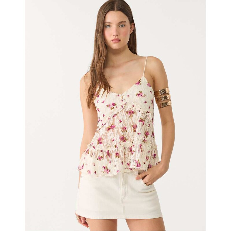 Stradivarius blonde lace top with straps in vanilla-White 106788321