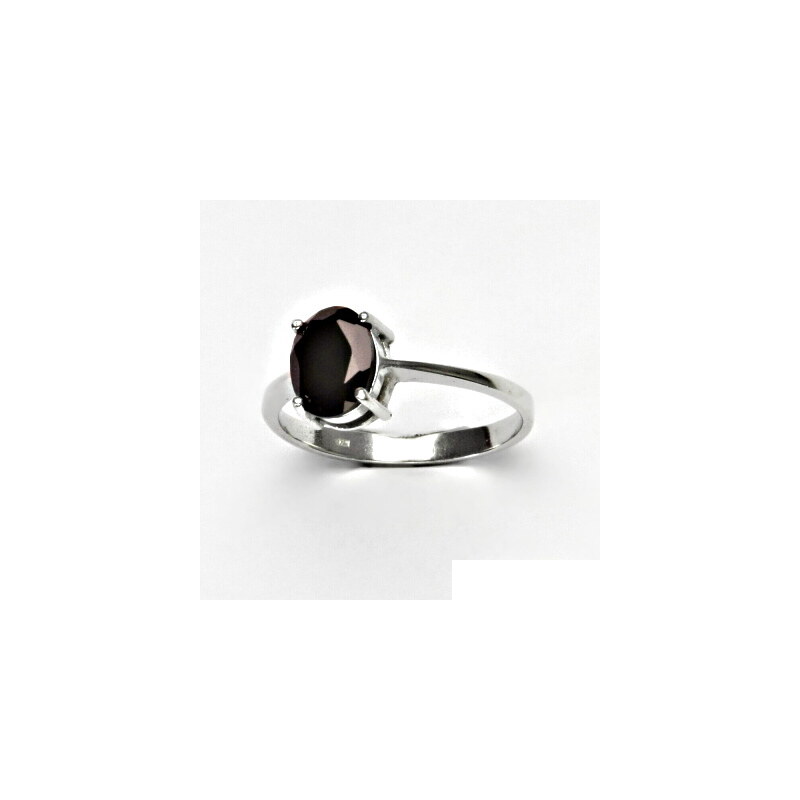Čištín s.r.o. Stříbrný prsten, přírodní černý spinel - pleonast,