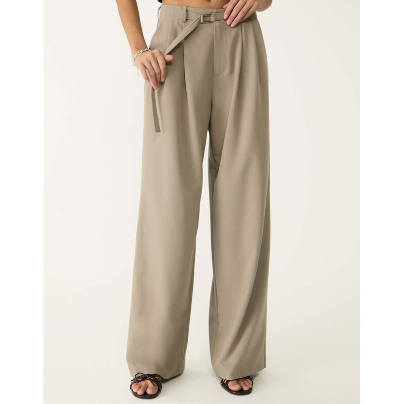 Stradivarius smart wide leg trousers with buckle detail in brown