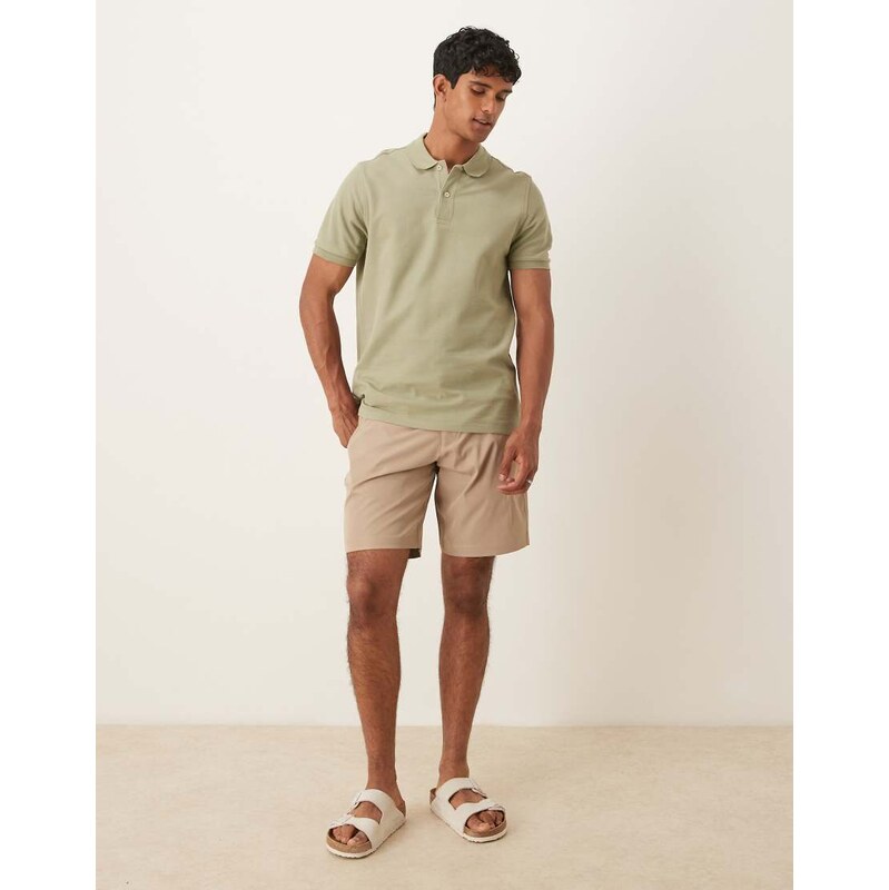 Abercrombie & Fitch 9 tailored shorts in beige-Neutral 106821103