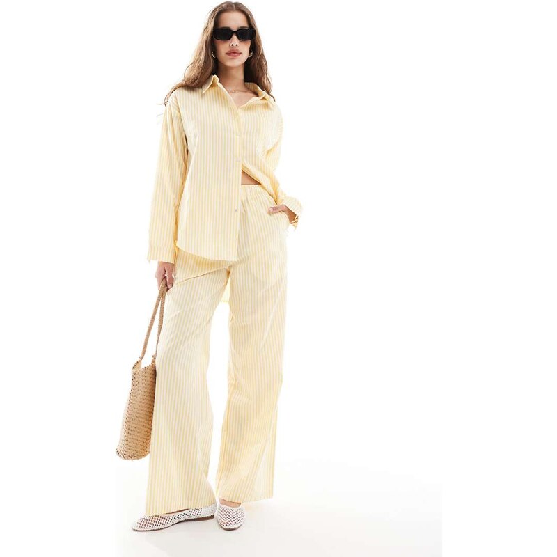 Daisy Street pull on low rise straight leg trousers in yellow