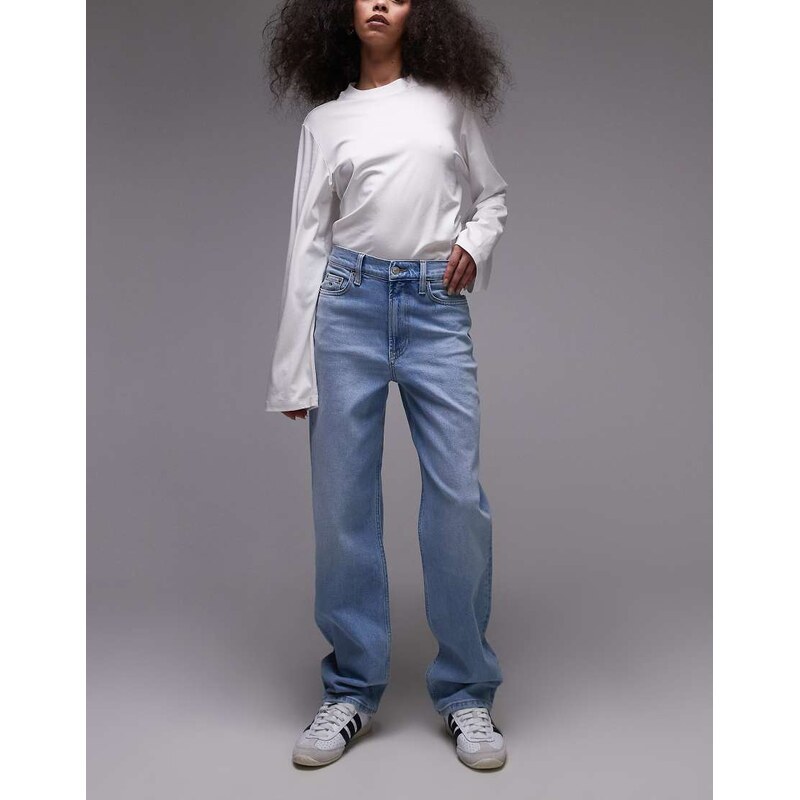 Tommy Jeans Layla slim straight jeans in light wash-Blue