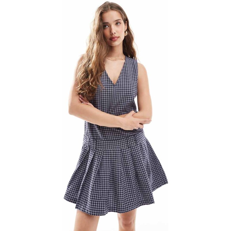 ONLY sleeveless drop hem pleated mini dress in navy gingham