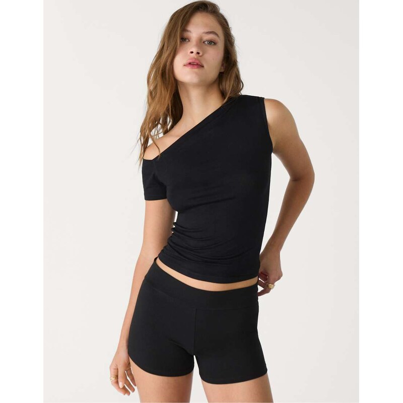 Stradivarius mini shorts in black 107609274