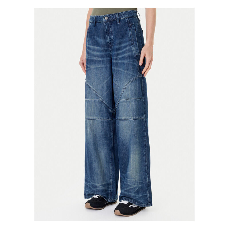Jeansy Guess
