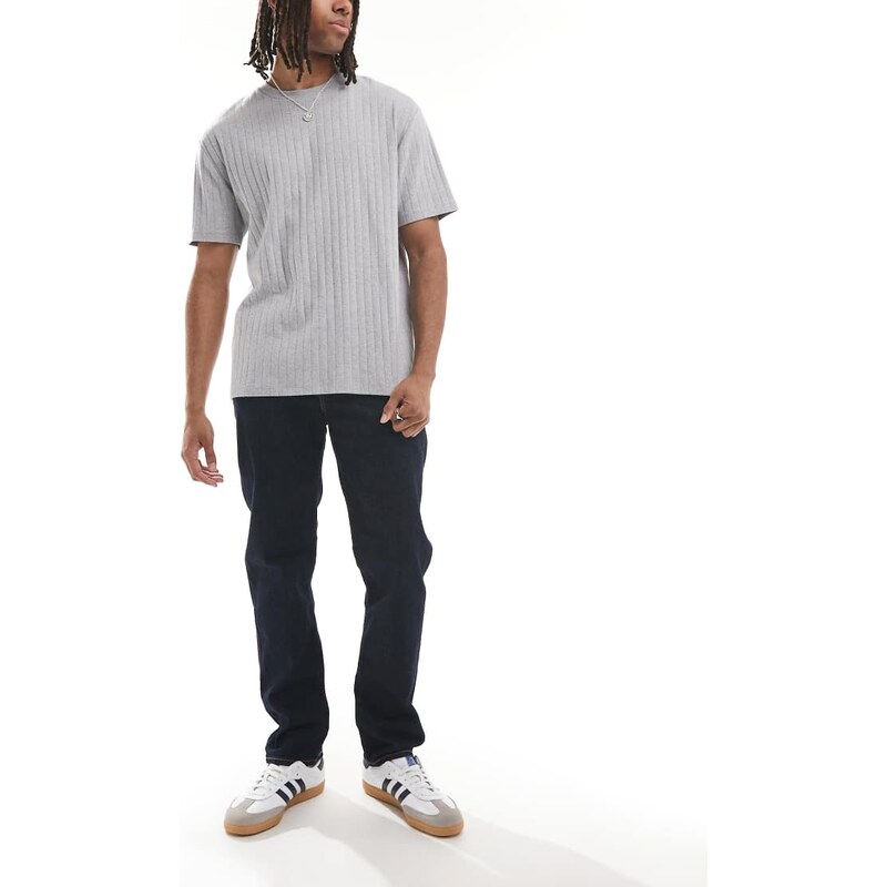 Levis 502 tapered jeans in dark wash-Navy