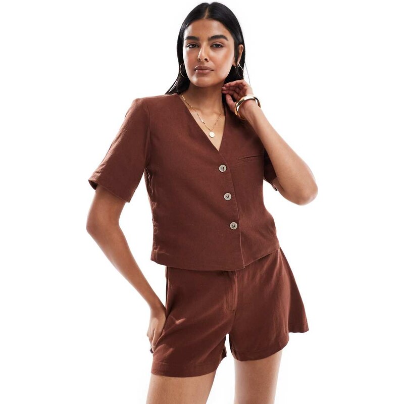 Vero Moda linen touch short sleeve cropped blazer co-ord in chocolate 107426659
