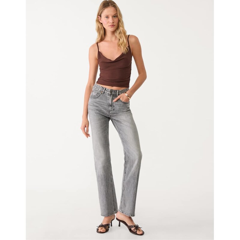 Stradivarius D98 straight leg vintage effect jeans in medium grey 107230621