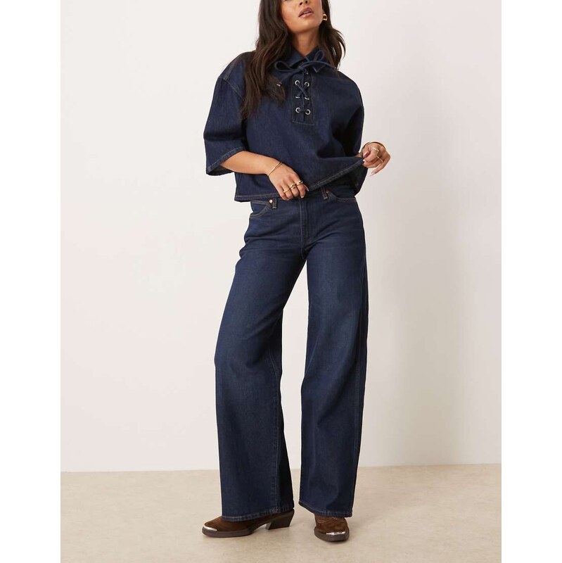 Wrangler wide leg jeans in washed navy 107281979