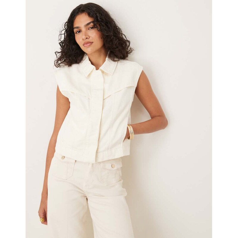 Mango boxy fit western sleeveless conceiled button up waistcoat in 107300998