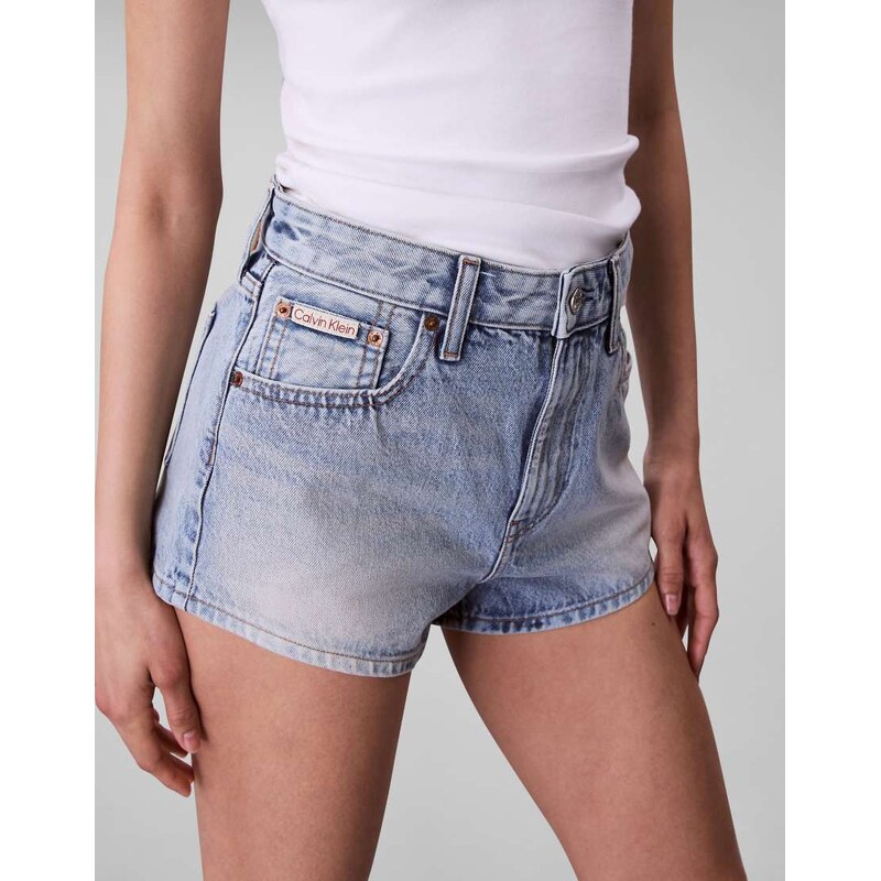 Calvin Klein Jeans denim hot pants in light wash-Blue 107302698