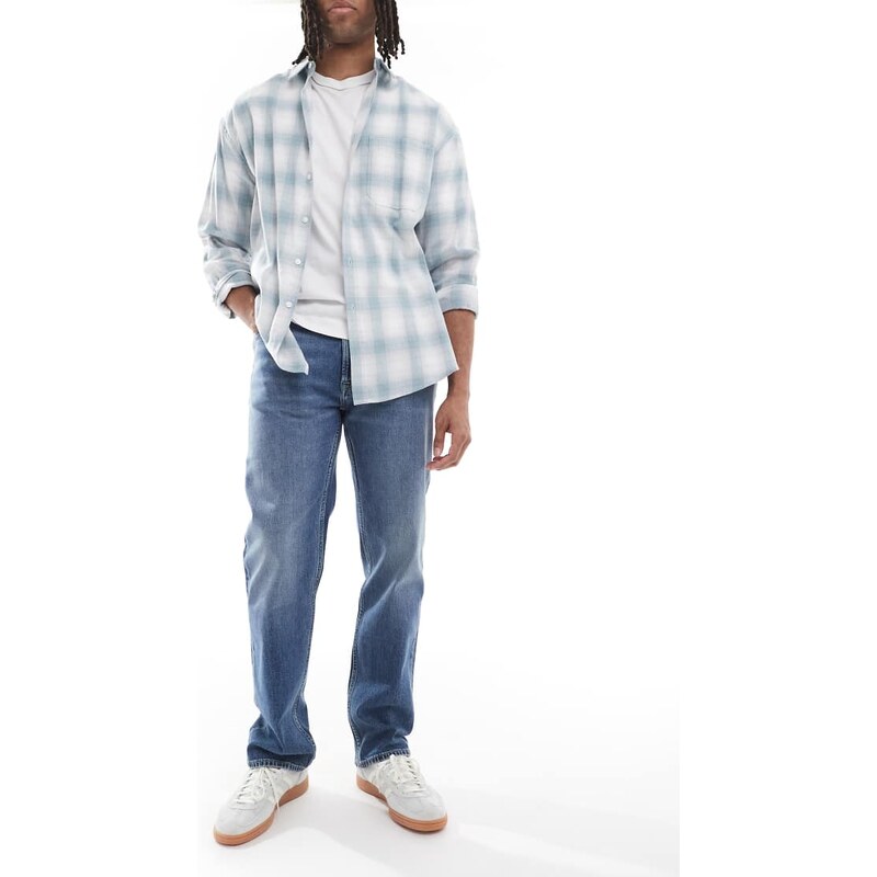 Calvin Klein Jeans standard straight jeans in mid blue wash