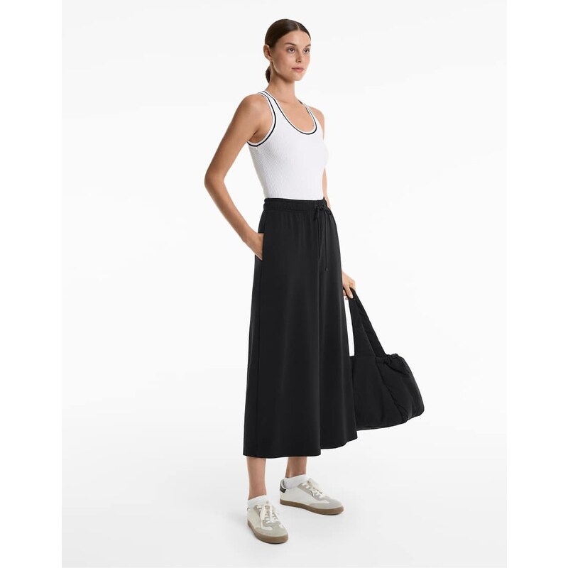OYSHO Soft-touch wide-leg crop trousers with modal in black 107341202