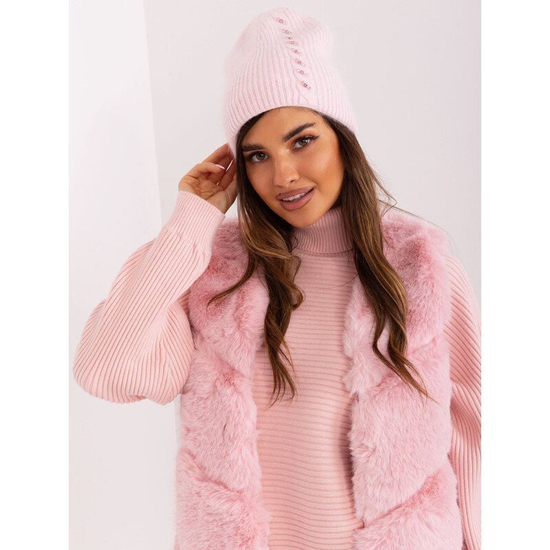 ITALY MODA Světle růžová zimní čepice s aplikací AT-CZ-2328.38P