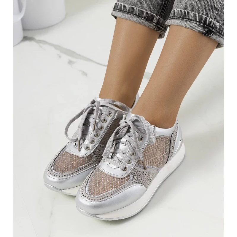 D/CEO White sneakers Ingram