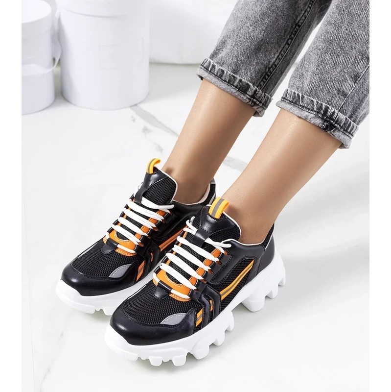 Gemre Black womens sneakers Bernier