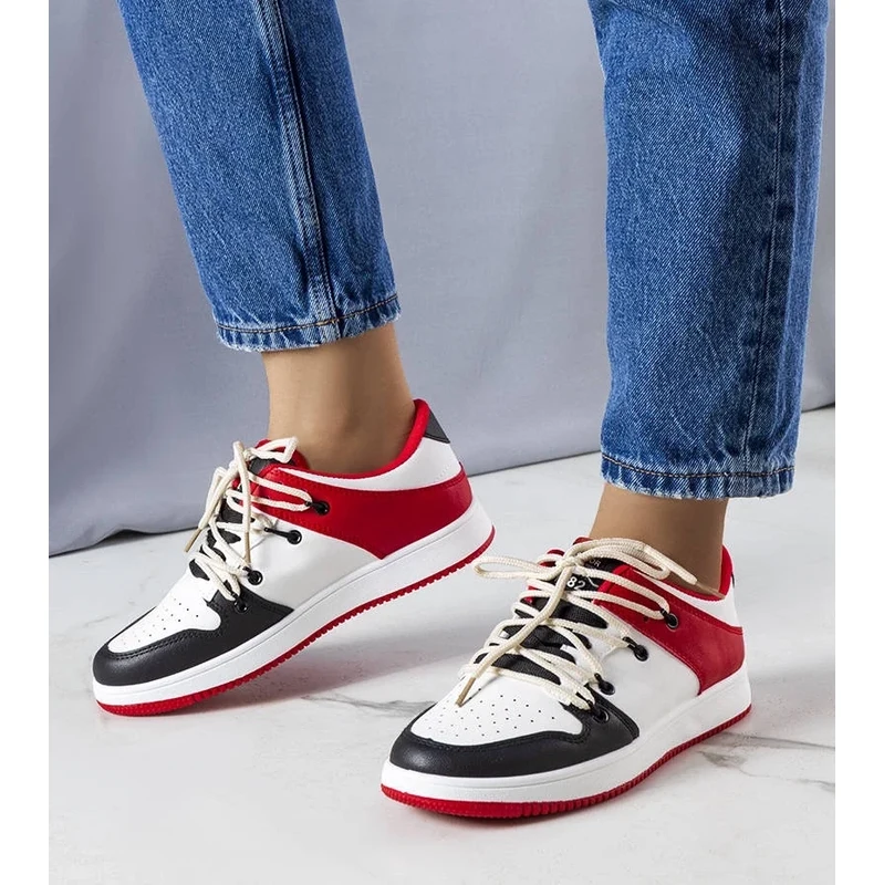 Gemre Black and Red Retro Shari Sneakers