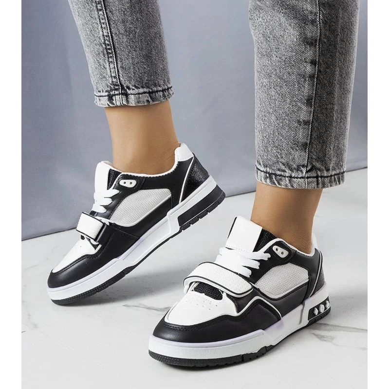 Gemre Black womens sneakers Ollie