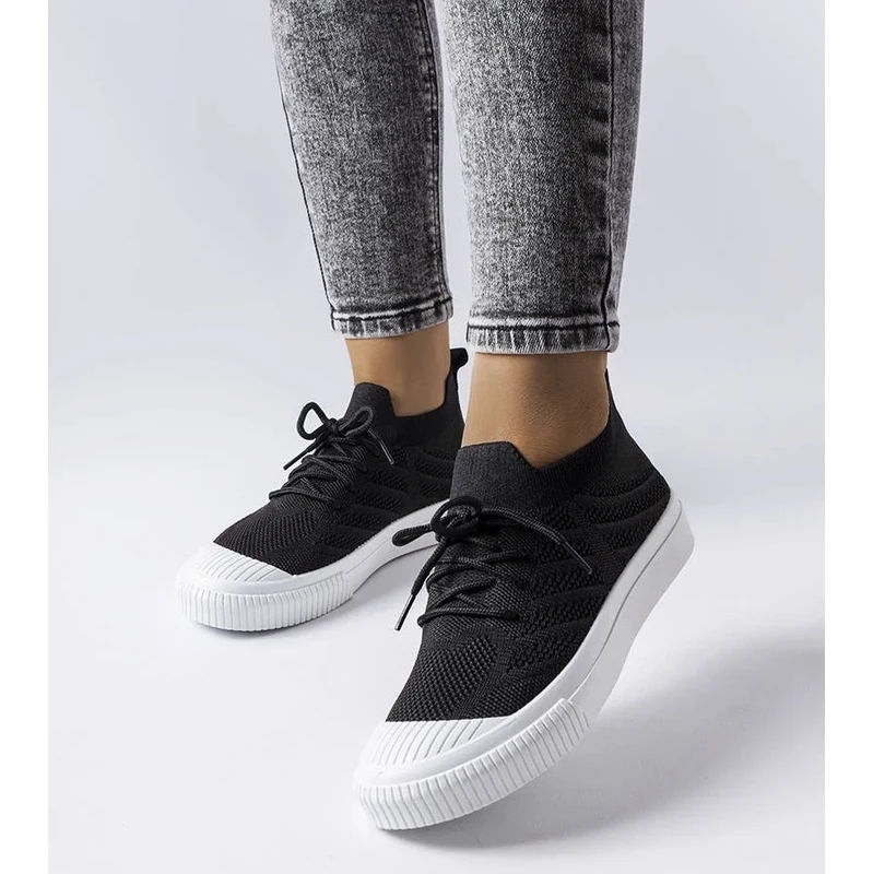 Gemre Black sneakers made of elastic Polaire material
