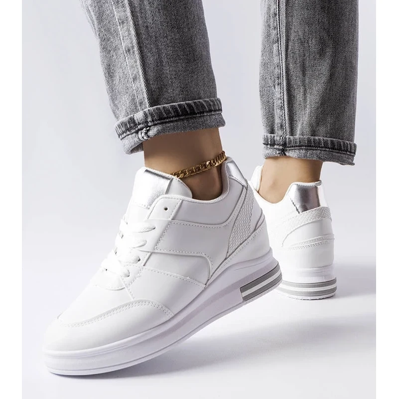 D/CEO White trainers Justar