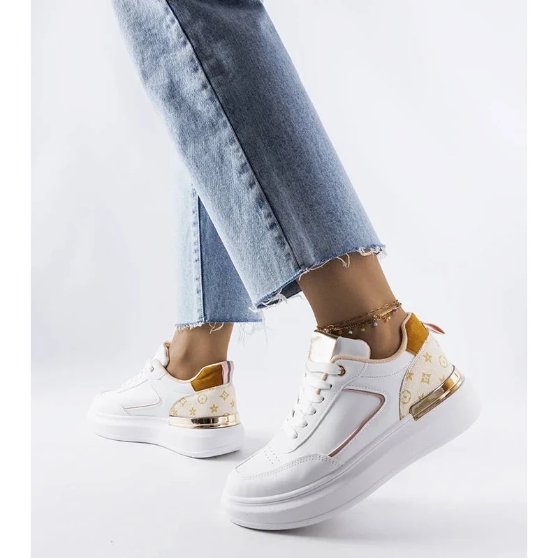 Gemre White sneakers with beige inserts Margarita