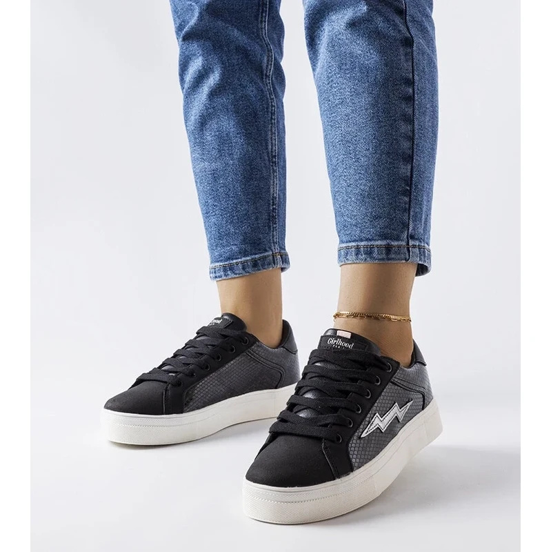 Gemre Black womens sneakers Vernadeau