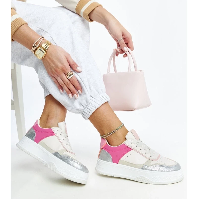 Gemre White and pink sneakers with a thicker sole Rumai