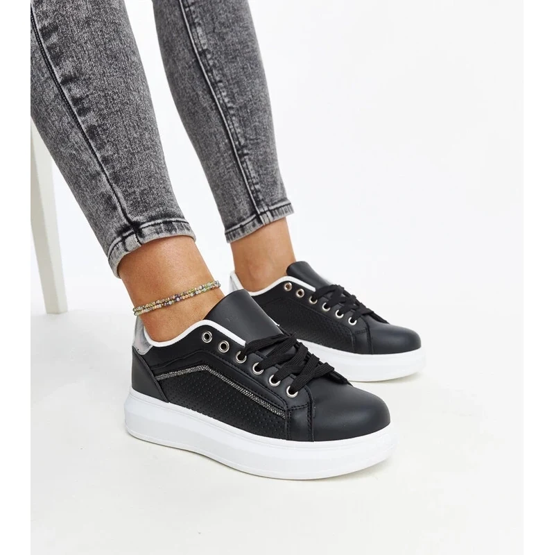 Gemre Black sneakers with decorative rhinestones Perica