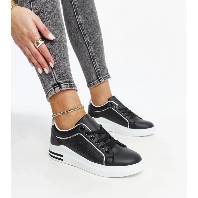Gemre Black lace-up sneakers with glitter Zorka