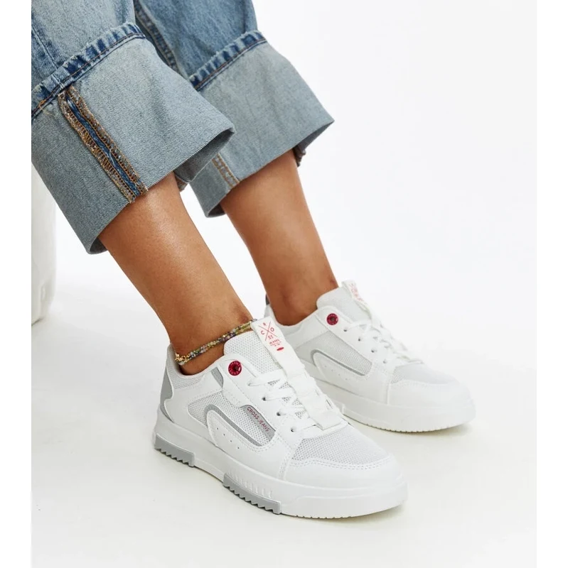 White womens sneakers CROSS JEANS