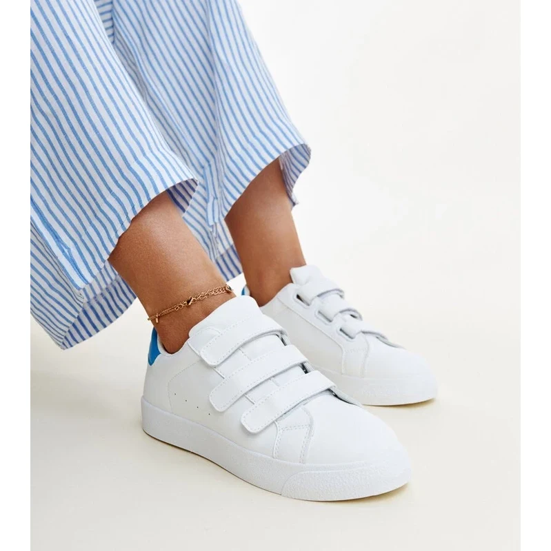 D/CEO White trainers Justar
