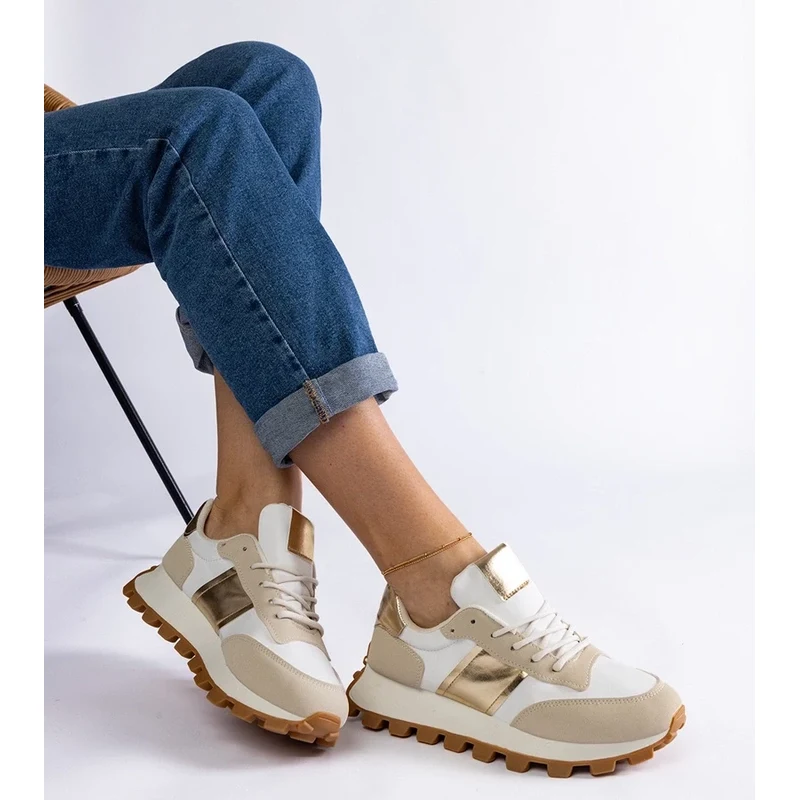 D/CEO White trainers Justar