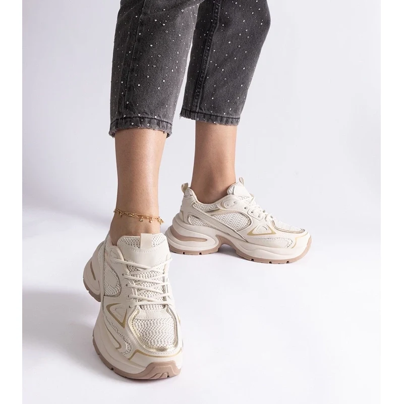 Gemre Beige sneakers on a chunky sole Adoma
