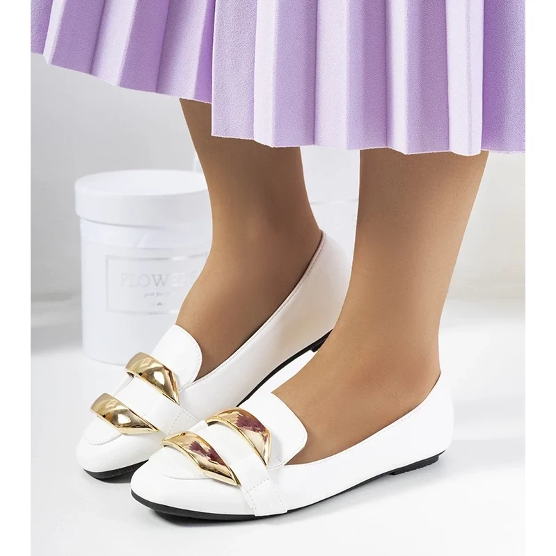 Gemre White Womens Loafers Renwick