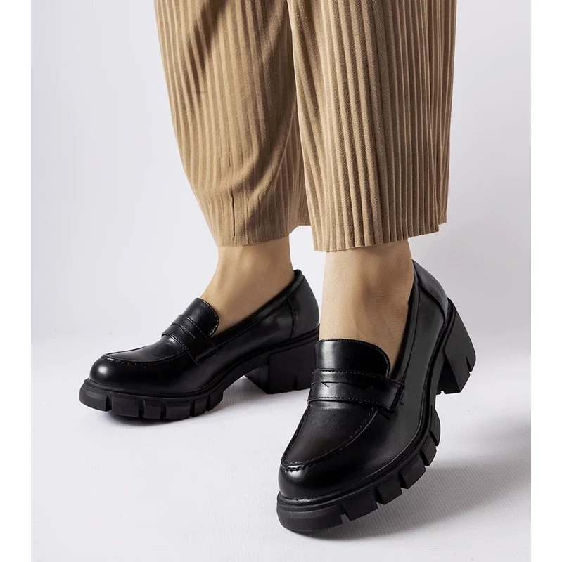 Gemre Black classic block heel loafers Dina 106991306