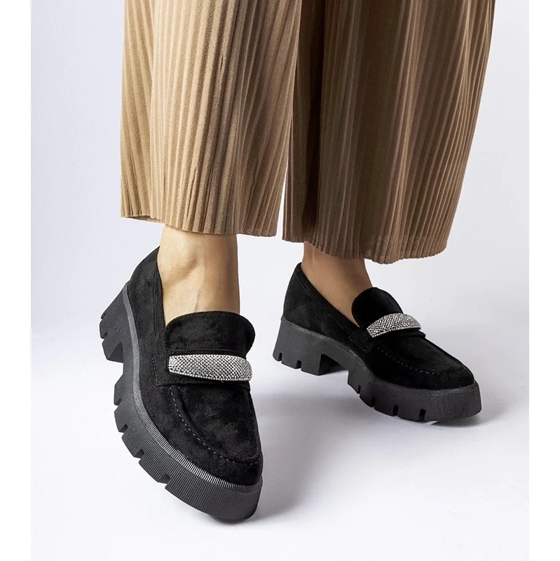 Gemre Black moccasins on a chunky sole Macario