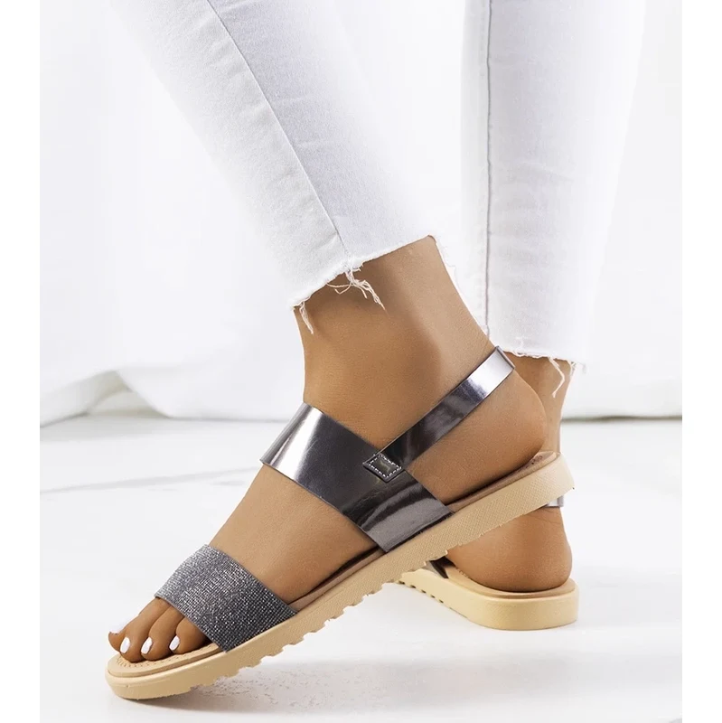 D/CEO Gemre Silver womens sandals Laval 106992306