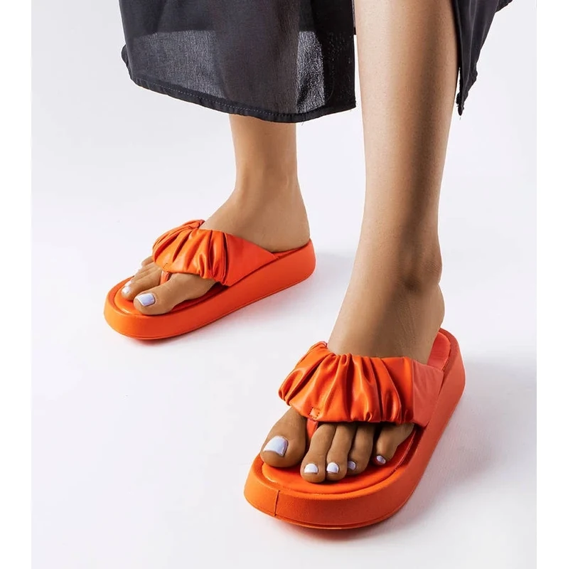 Gemre Orange flip-flops with ruching Filena