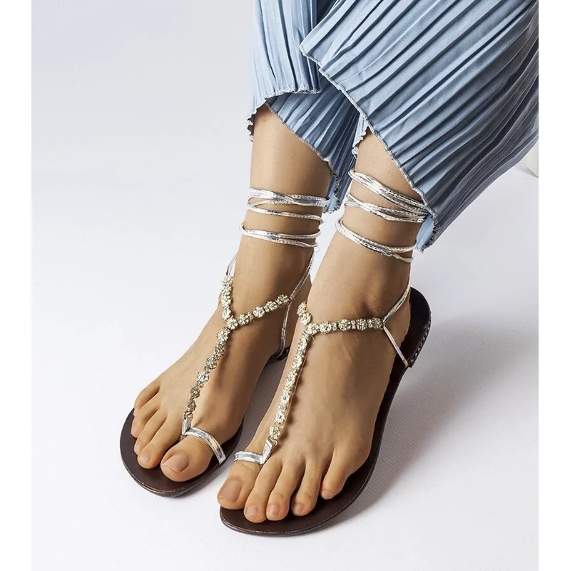 Gemre Silver sandals with rhinestones Troghi