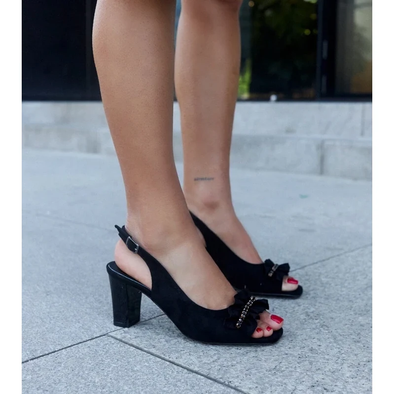 Gemre Mukaram decorative ruffle block-heeled sandals