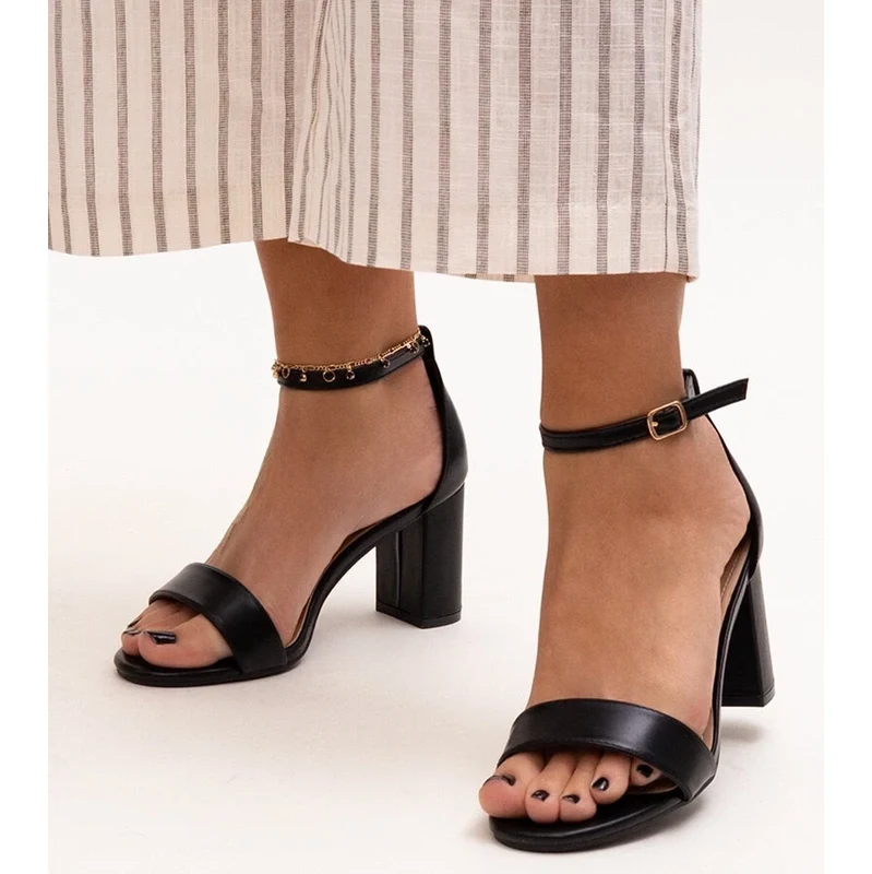 D/CEO Gemre Black block heel sandals Atifa 106993082