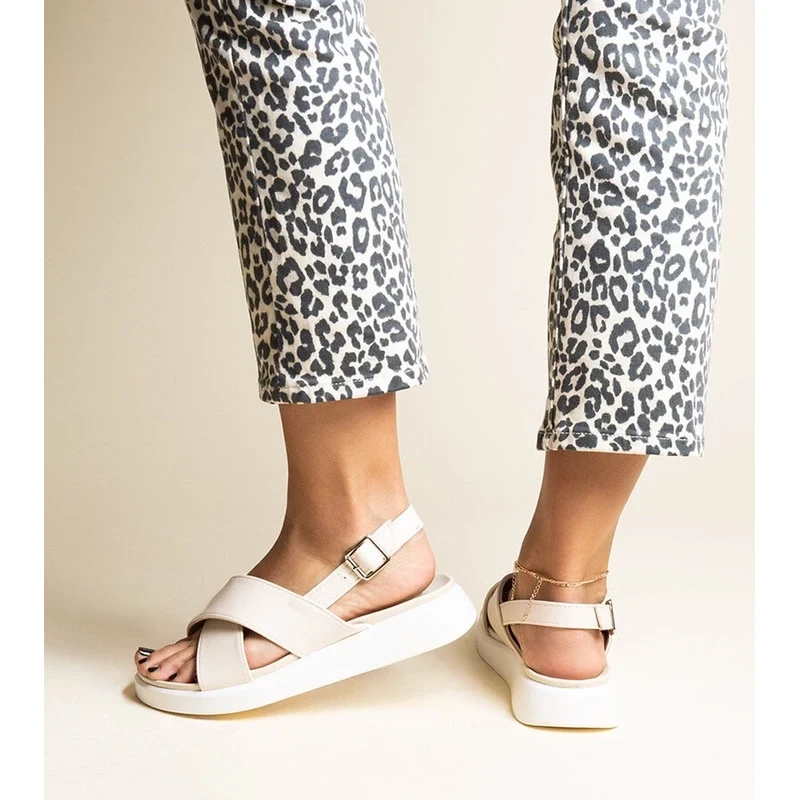 D/CEO Black sandals on a block heel Millo 106993094