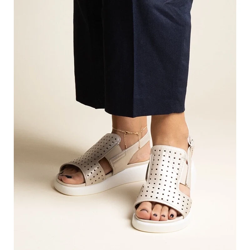 D/CEO Black sandals on a block heel Millo 106993098