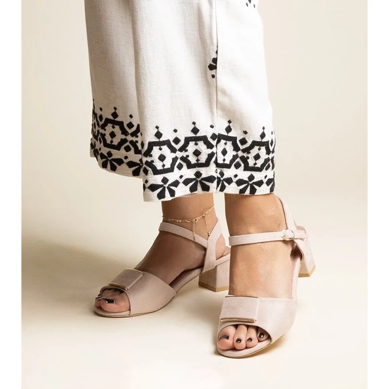 Gemre Beige low block heel sandals Frederica